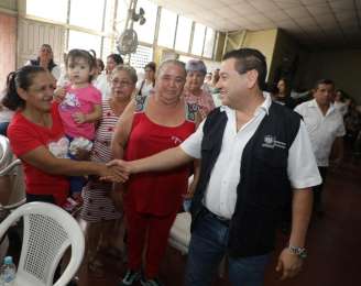 Conmemoran Dia Internacional de la Mujer con lideresas en El Salvador