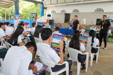 Funcionarios de Mitradel imparten tendencia laboral entre estudiantes del colegio de Aserro en Panam