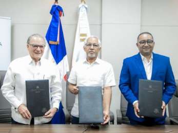 Fundacin Puntacana firma acuerdo para construir centro educativo en la regin Este de Repblica Dominicana