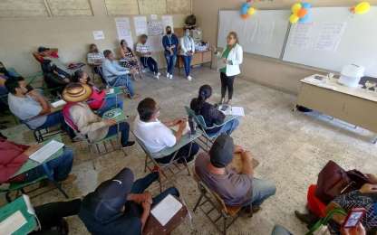 Capacitan en Honduras a Cajas Productivas de la Red Solidaria