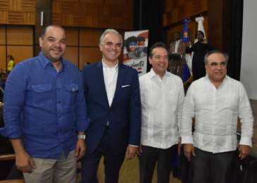 Ministro de Trabajo exhorta a jvenes quedarse en Repblica Dominicana