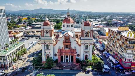 Fortalecen sistema de proteccin social y lucha contra la pobreza en Honduras