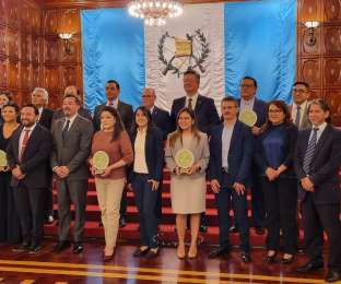 Reconocen a Cementos Progreso con Sello Ambiental 2023-2025